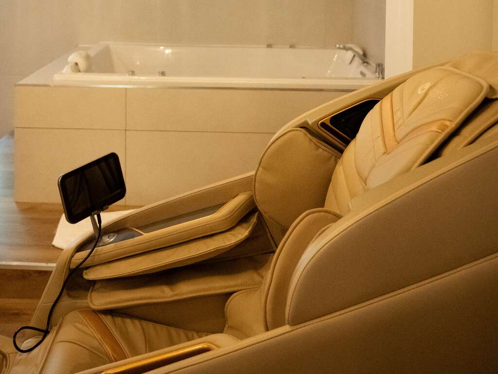 Séjour détente avec spa dans un hôtel 4* près de Carcassonne, chambre élégance - 4* - 6