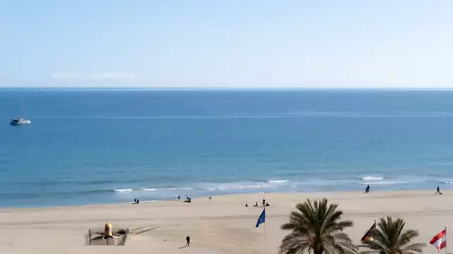 Fuga romantica fronte mare, con massaggio di coppia e champagne