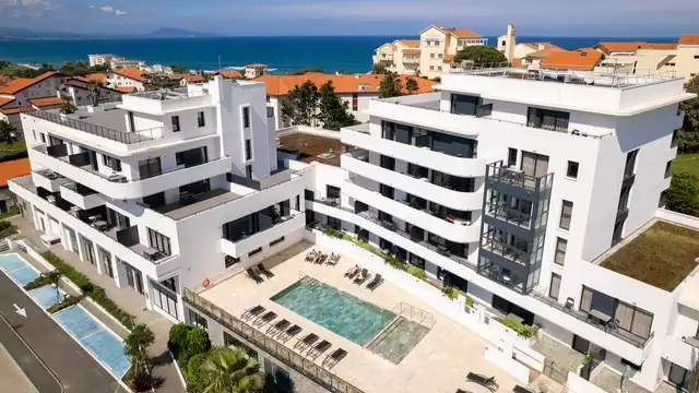Pied à terre idéal à côté de Biarritz à quelques mètres de la plage