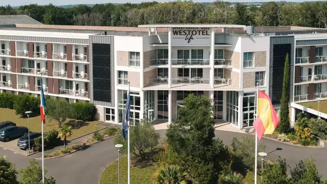 Séjour familial à Nantes, et accès au safari parc Planète Sauvage