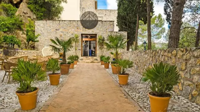 Escapada romántica con welcome pack muy cerca de Marbella