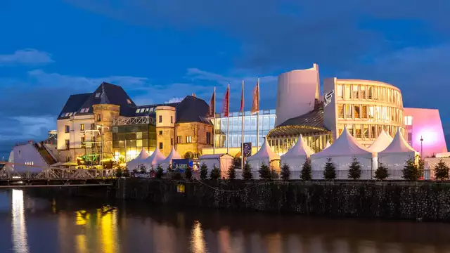 Vivez la magie de Noël dans la ville de Bruhl en profitant d'une croisière