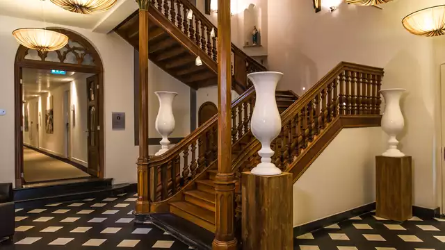 Pasa la noche en un precioso monasterio histórico en el centro de Sittard