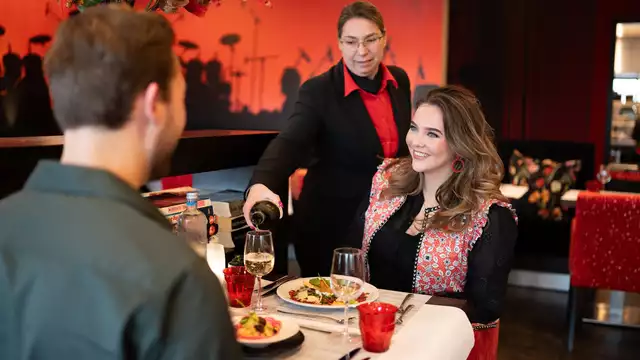 Un soggiorno all'insegna del gusto a Delft con cena inclusa