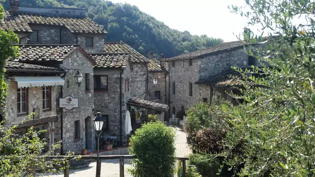 Séjour pour deux près de Lucques, au cœur des collines toscanes.