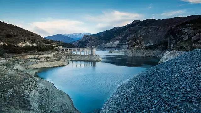 Viaje con cena frente a la Sierra Nevada