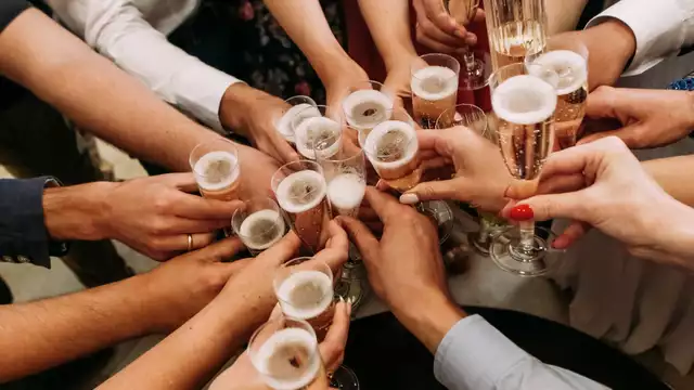 Oudjaarsavond in hartje Antwerpen met diner buffet en dranken inbegrepen