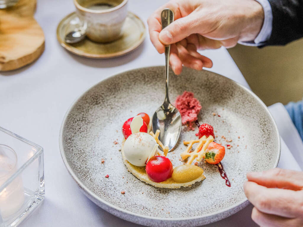 Découvrez Alkmaar tout en dégustant un dîner 3 services - 4* - 1