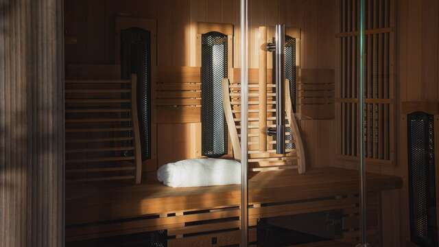 Séjour romantique dans une suite spacieuse avec agréable sauna privé