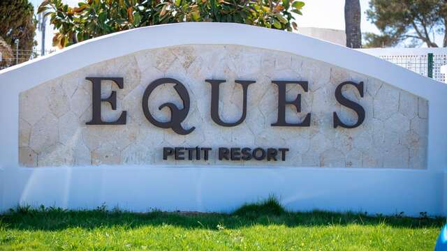 Eques Petit Resort