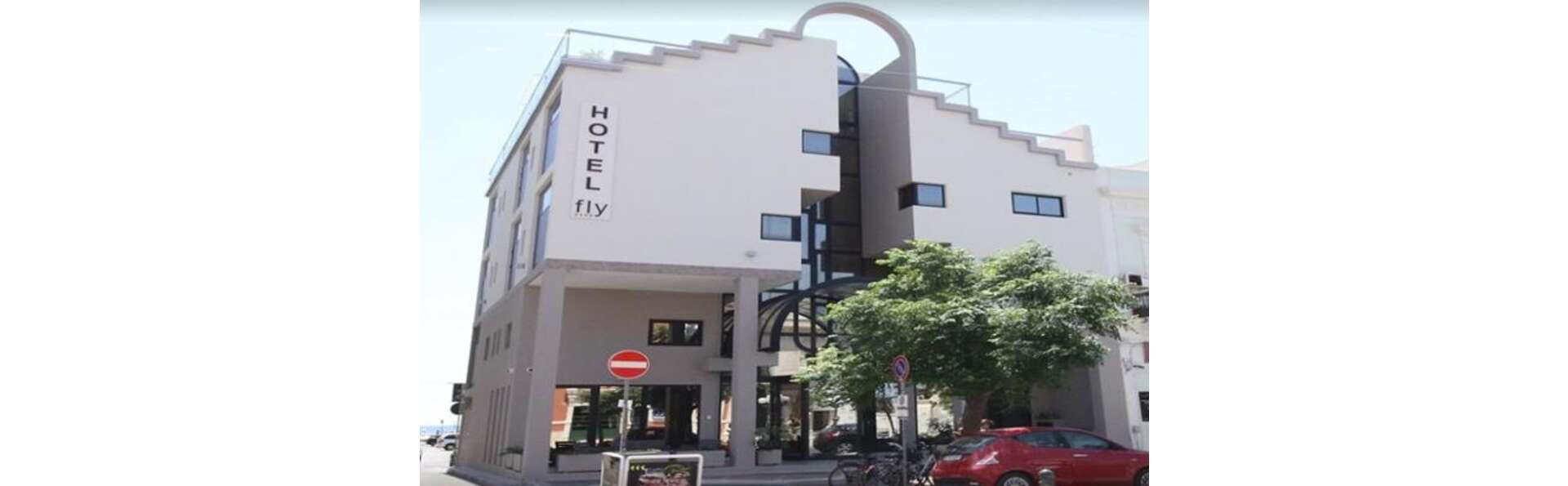 Hotel Fly