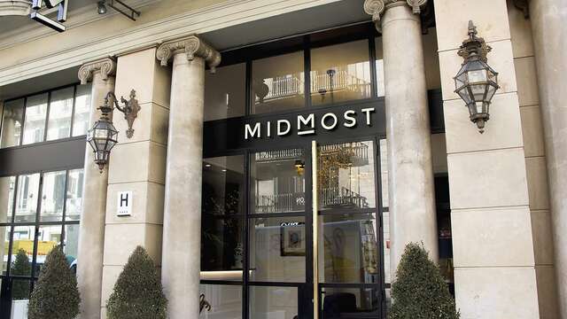 Hotel Midmost