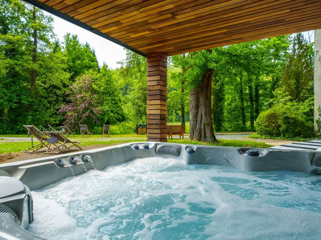 Parenthèse romantique à Dinant avec accès à l'espace détente - 4* - 6