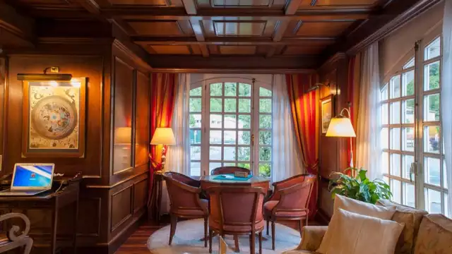 Descubre los Pirineos en hotel con encanto con cena