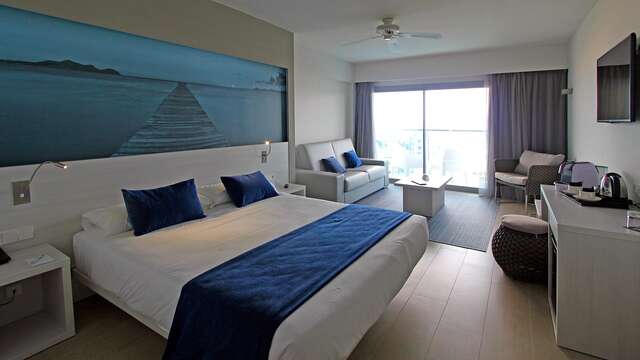 BG Tonga Tower Design Hotel Suites