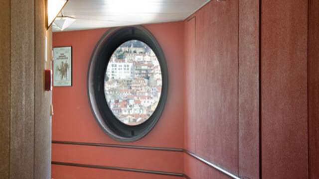 VIP Executive Eden Aparthotel