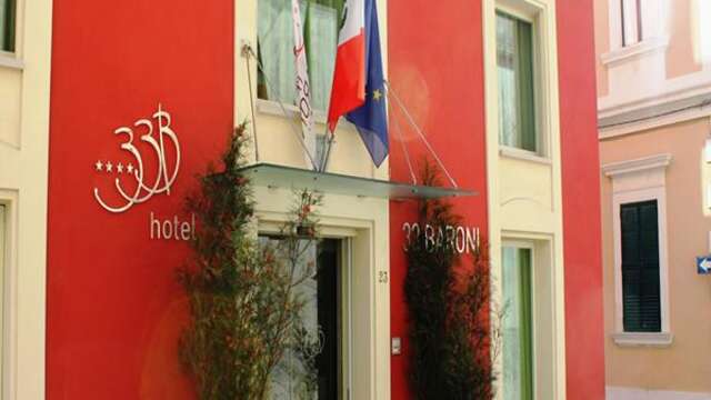 Hotel Baroni