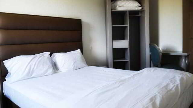 Adonis Hotel Bayonne