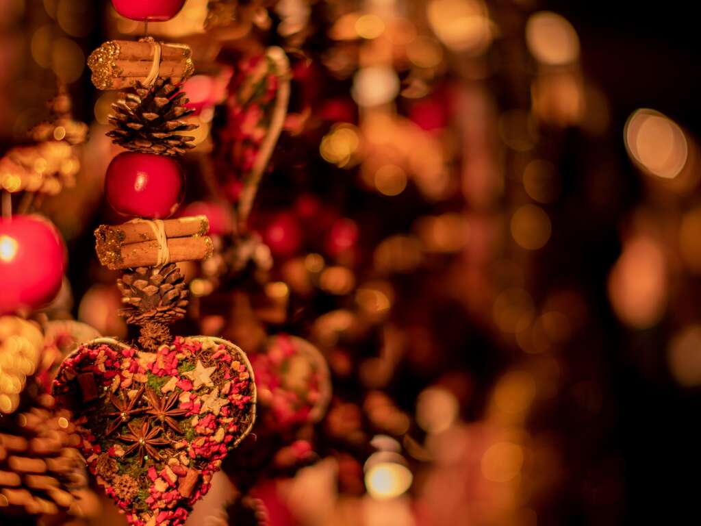 Magie de Noël & Gastronomie en Franche-Comté ! - 3* - 1