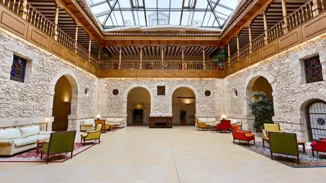 Relájate en el spa y alójate en habitación twin con desayuno