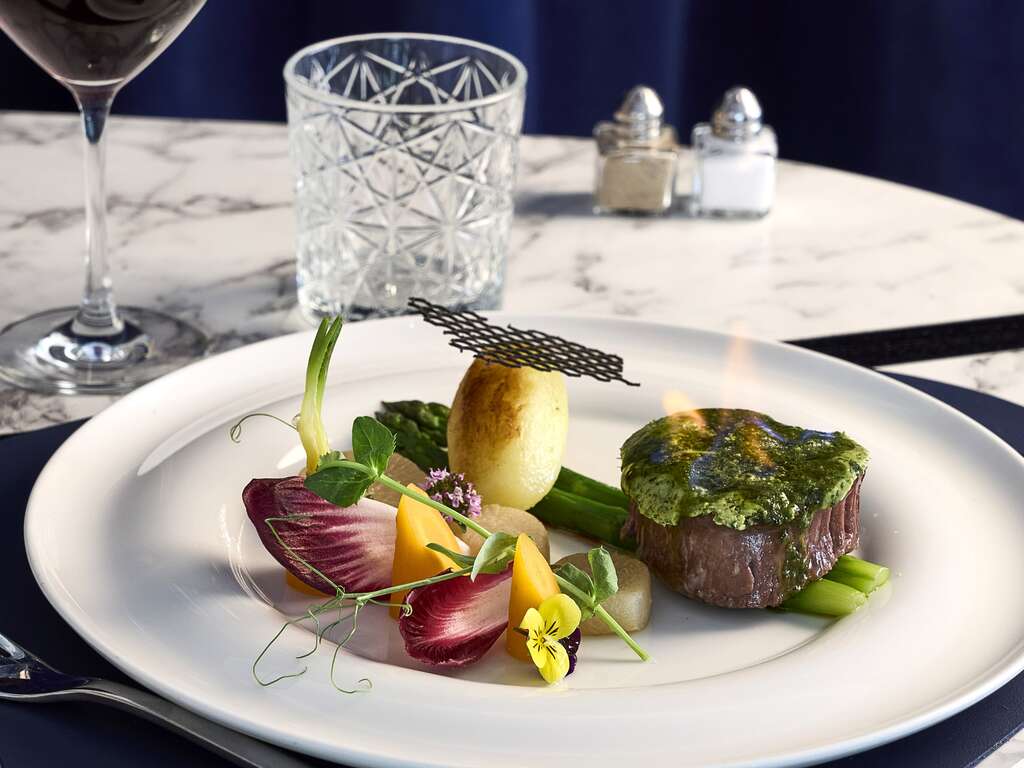 Séjour d'exception en Bourgogne avec dîner inclus - 4* - 10