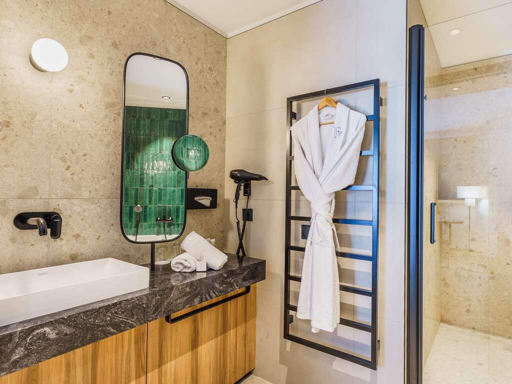 Séjour d'exception en Bourgogne avec dîner inclus - 4* - 13