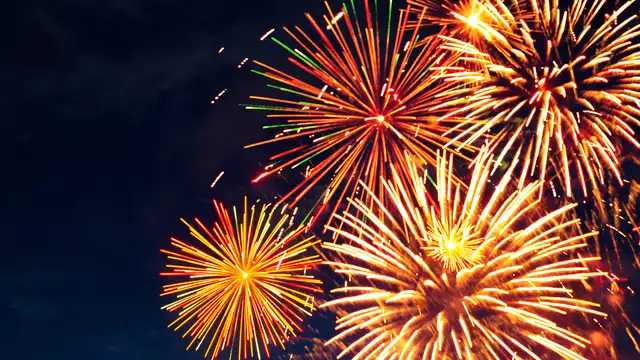 Festeggia Capodanno con cena di gala, open bar e churros ad A Coruña