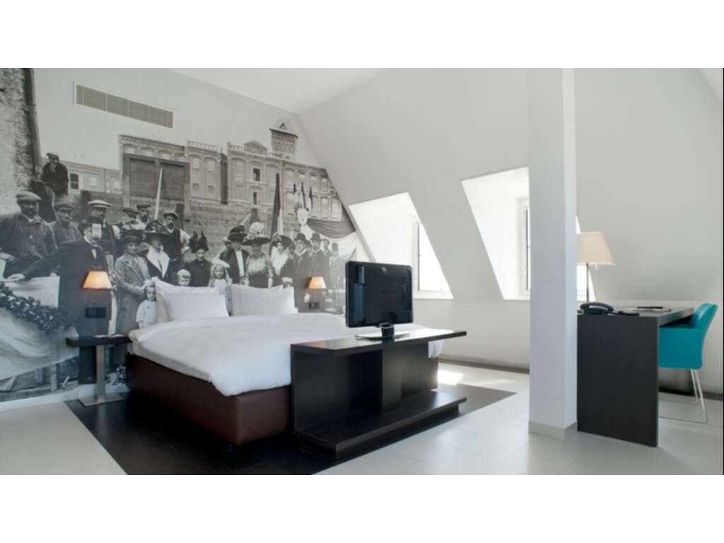 Suite traditionnelle, authenticité des Pays-Bas et magie du Keukenhof - 4* - 14