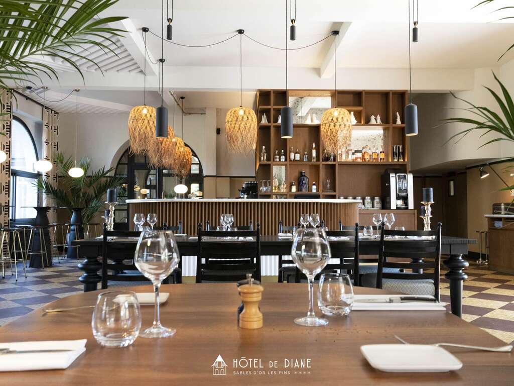 Séjour avec dîner et champagne au Cap Fréhel - 4* - 1