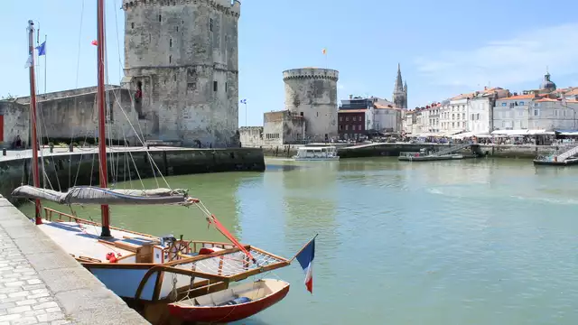 Escapade à la Rochelle, en chambre Deluxe, face au Vieux Port
