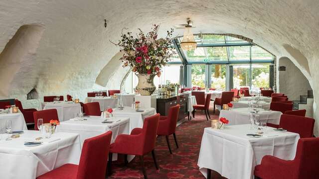 Una estancia señorial con cena gourmet en el Château Holtmühle, cerca de Venlo