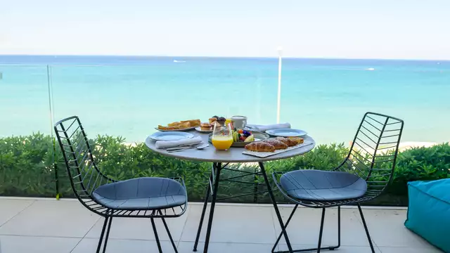 Apulia en habitación vista mar: descubre San Foca, en el corazón de Salento