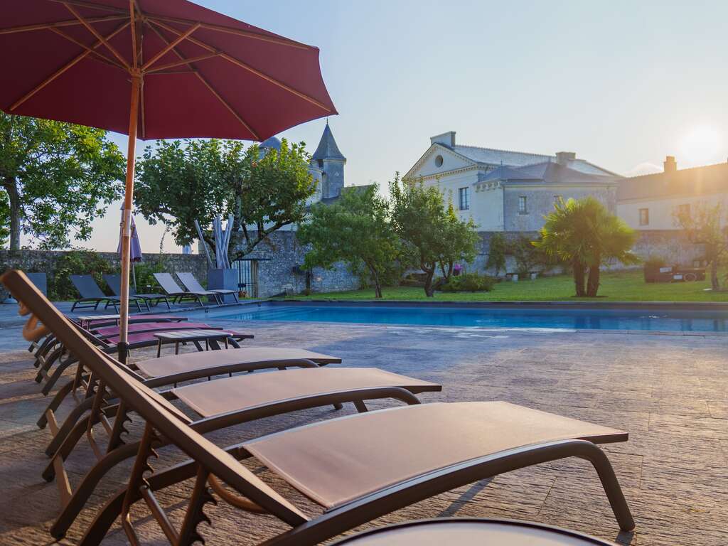 Séjour en suite romantique dans la tour du château de Candes - 4* - 7