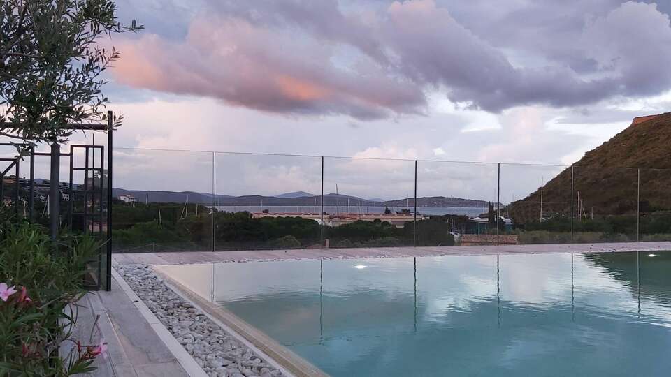 Estancia en la costa de Toscana en un hotel con vistas al mar con desayuno y acceso al spa incluido
