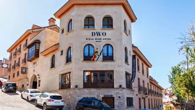 Escapada a La Rioja con visita a bodega y cata de vinos