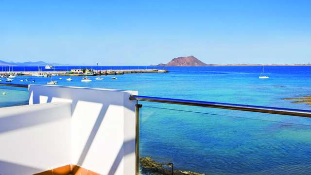 LIVVO Corralejo Beach