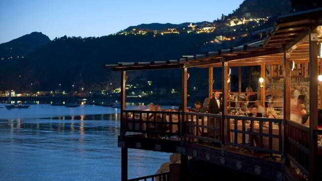 UNAHOTELS Capotaormina