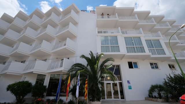 azuLine Hotel Palmanova Garden