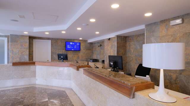 azuLine Hotel Palmanova Garden