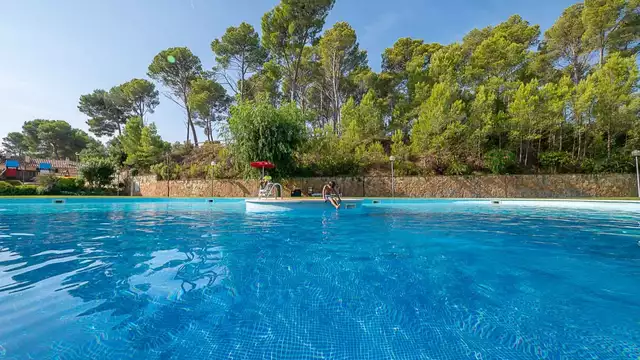 Disfruta en un bonito Aparthotel de la Costa Brava