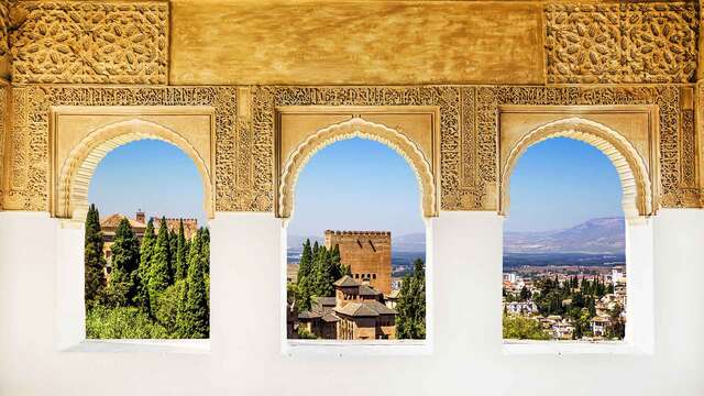 Escapada en el centro de Granada con visita a la Alhambra y tour por el Albaicín