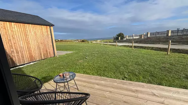 Escapade romantique sur la côte de Foz