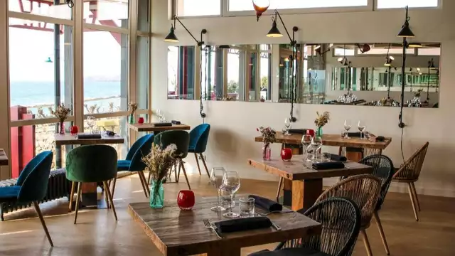 Estancia con cena y champán en Saint-Malo