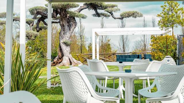 Hotel omgeven door groen aan de rand van Bologna