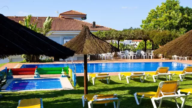 Spiaggia, terrazza e relax a Portonovo