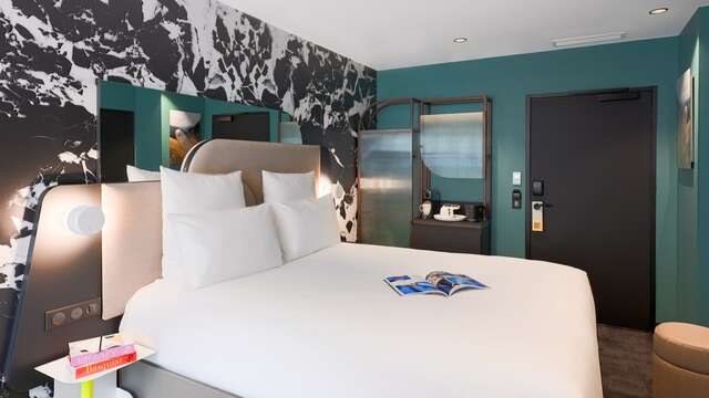 Tribe Paris La Defense