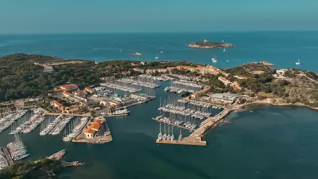 Séjour détente depuis l'île des Embiez avec accès spa
