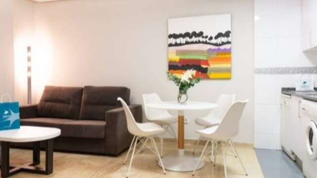 Apartahotel Los Girasoles