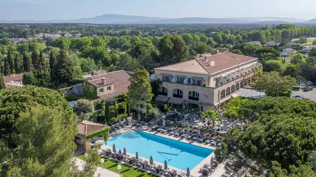 Luxe en ontspannen verblijf nabij Saint Rémy de Provence