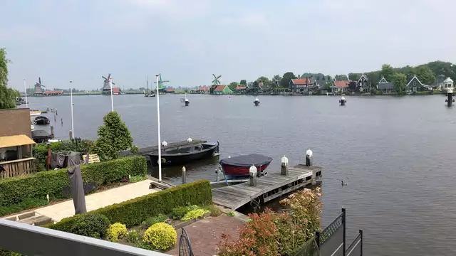 Nuitée raffinée à Zaandam incluant un dîner à 4 plats et le petit-déjeuner